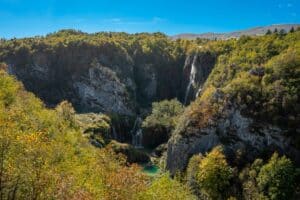 Lire la suite à propos de l’article 5 choses à savoir avant de visiter les lacs de Plitvice en Croatie